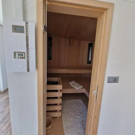 Pocitniska Hisa Maja V Naravi 度假居 Planina pri Sevnici